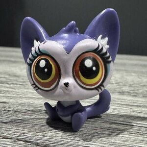 Littlest Pet Shop | #3650: Purple Bisa Kawaku - Collectible Toy Figure
